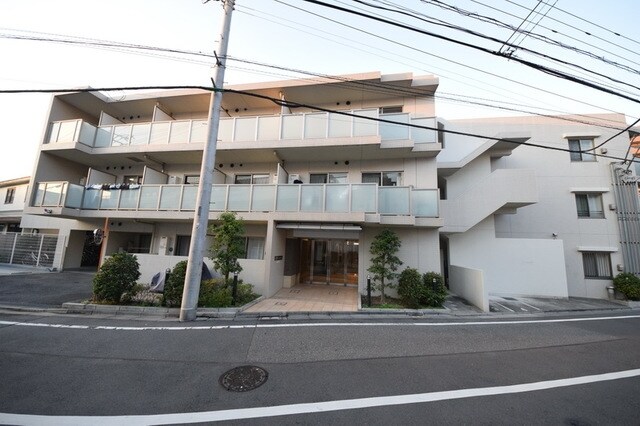 エスティメゾン中野富士見町の物件外観写真