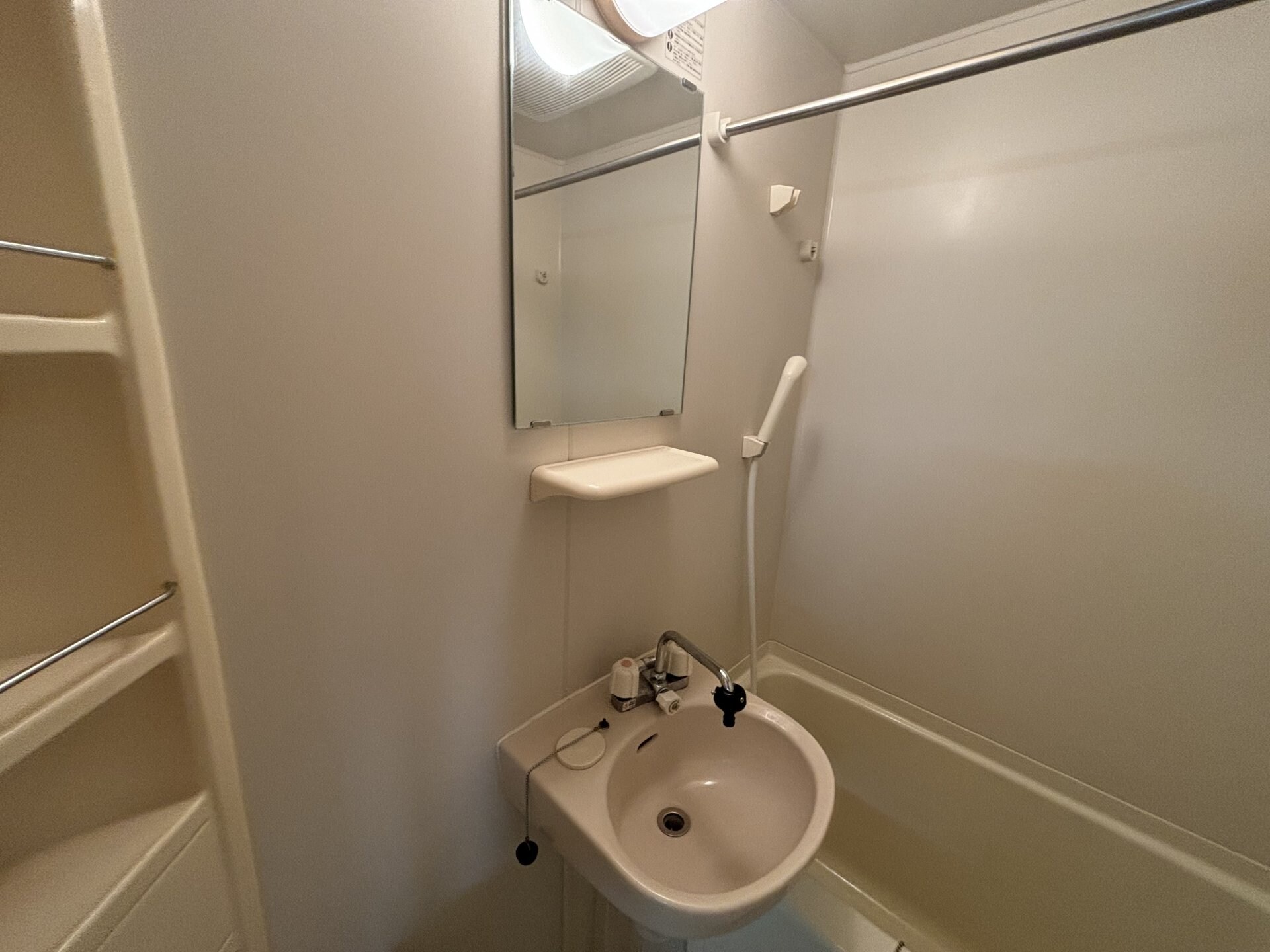 ニューキャッスル中野新橋の物件内観写真