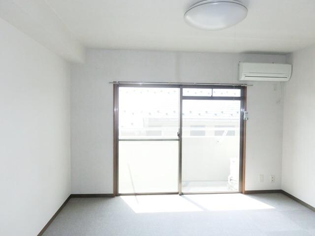 グローリア成城の物件内観写真