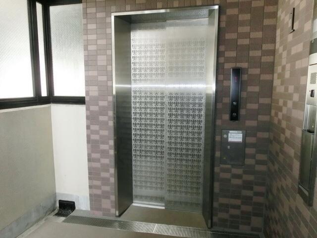 ラグジュアリーアパートメント砧の物件内観写真