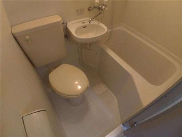 スカイコート世田谷第4の物件内観写真