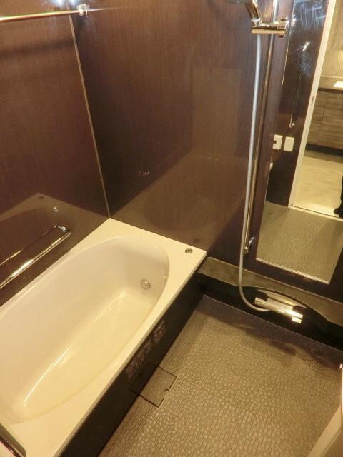 ザ・パークハウス三軒茶屋の物件内観写真