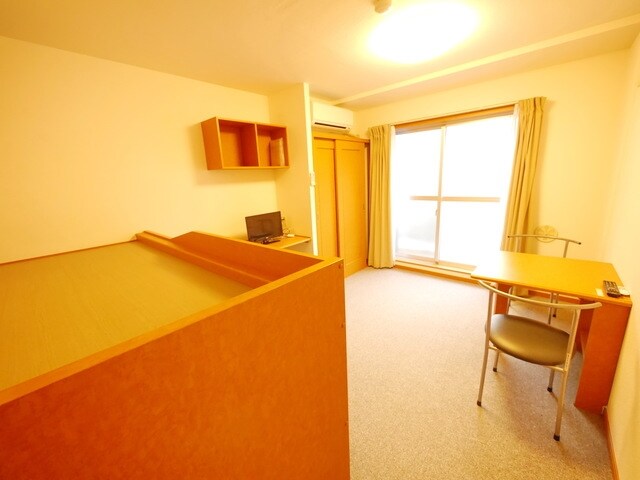 レオパレスパルコートCの物件内観写真