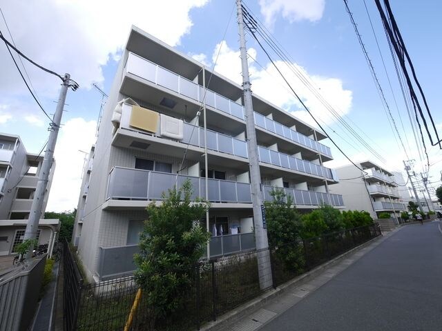 レオパレスパルコートDの物件外観写真