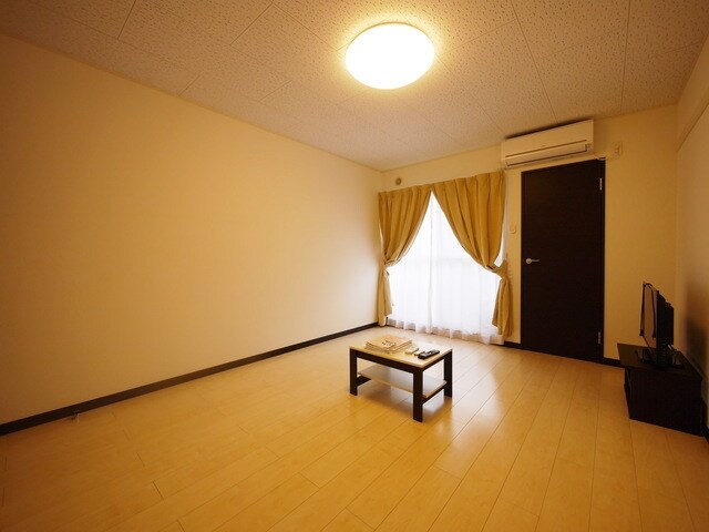 レオネクストセレンディップ久末の物件内観写真