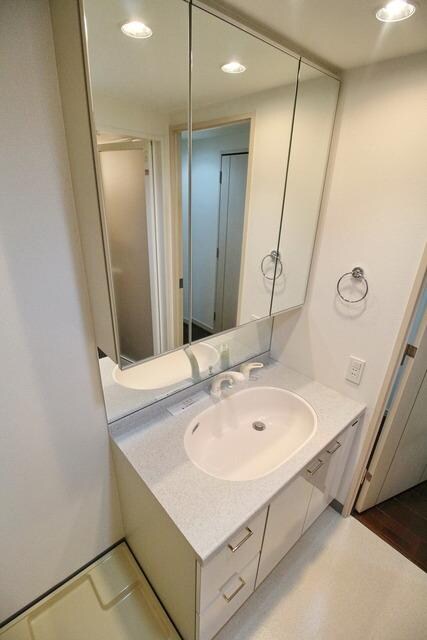 トレステージ目黒の物件内観写真