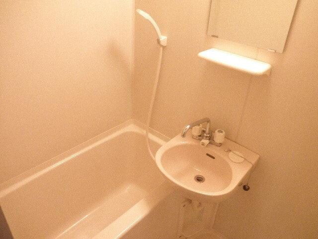 ロイヤルアメニティー池尻大橋の物件内観写真