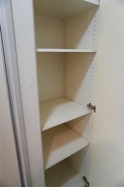 グローリア初穂椎名町の物件内観写真