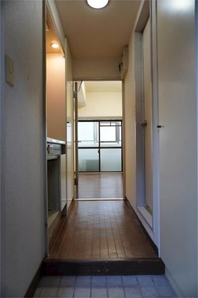 グローリア初穂椎名町の物件内観写真