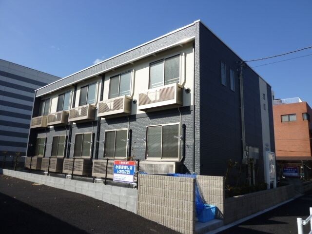 レオネクストファミリア白山の物件外観写真