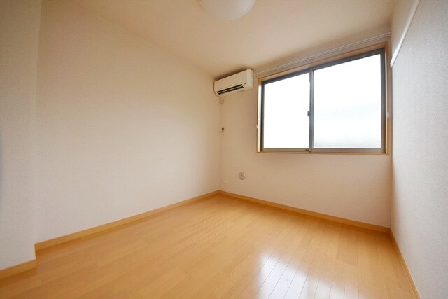 レオネクストファミリア白山の物件内観写真