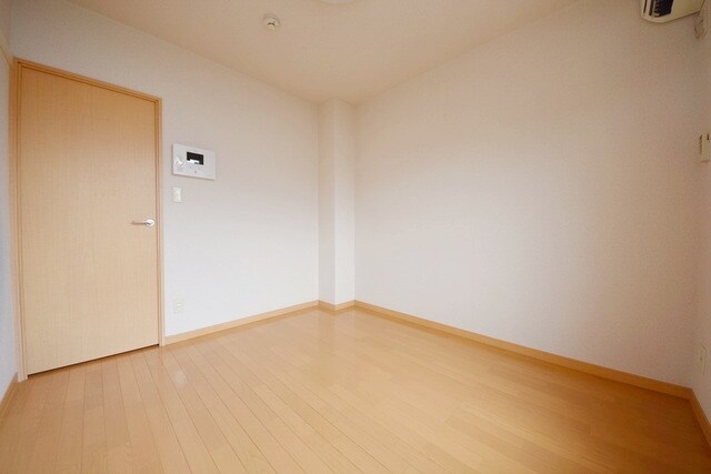 レオネクストファミリア白山の物件内観写真