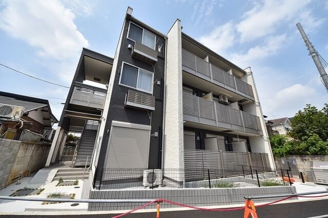 クレイノル ディネの物件外観写真