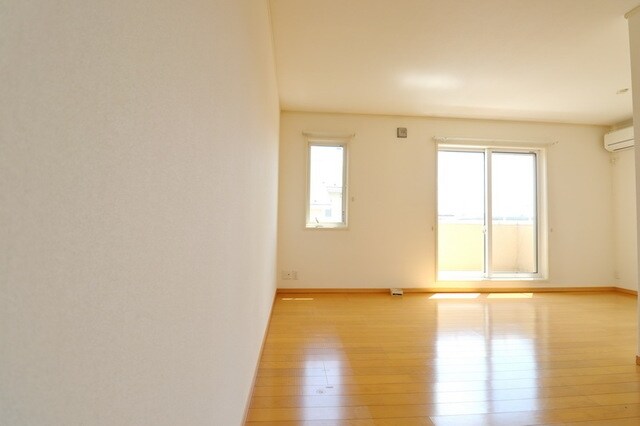 レフィナードの物件内観写真