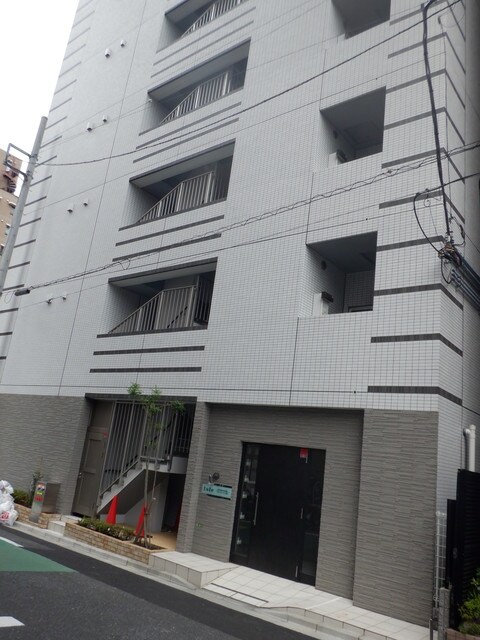 アイルプレミアム千駄木の物件外観写真