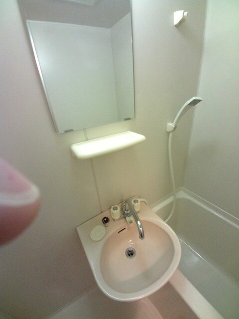 アブレスト西日暮里の物件内観写真