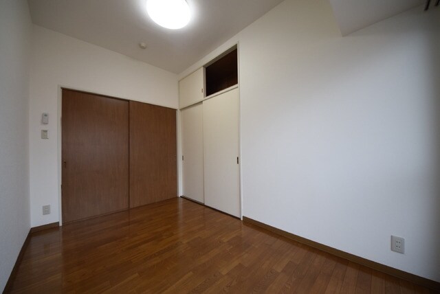 コロネード春日の物件内観写真