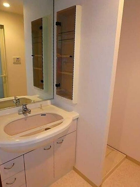 KDXレジデンス千駄木の物件内観写真