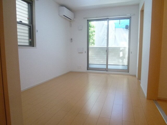 レフィナードソメイB棟の物件内観写真