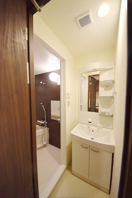 FUSION御茶ノ水の物件内観写真