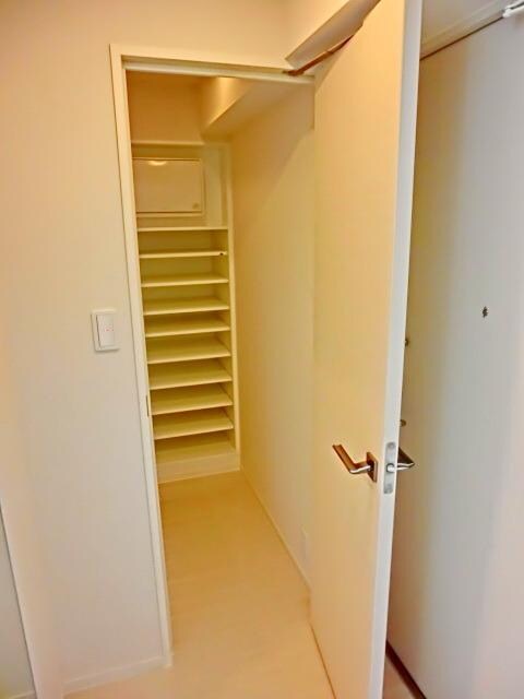 パークアクシス上野三丁目の物件内観写真