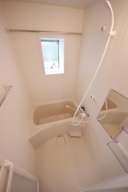 アパートメント新小岩B棟の物件内観写真