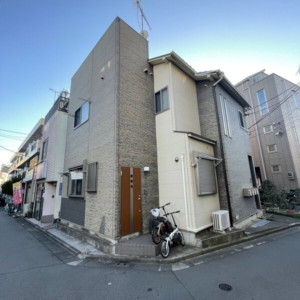 エスポア北砂の物件外観写真