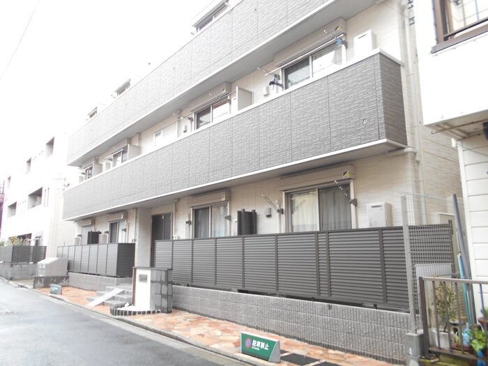 コンフォール高砂の物件外観写真