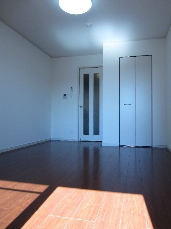 ネオハイブリッジの物件内観写真