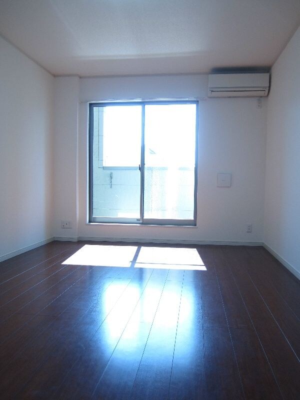 ネオハイブリッジの物件内観写真