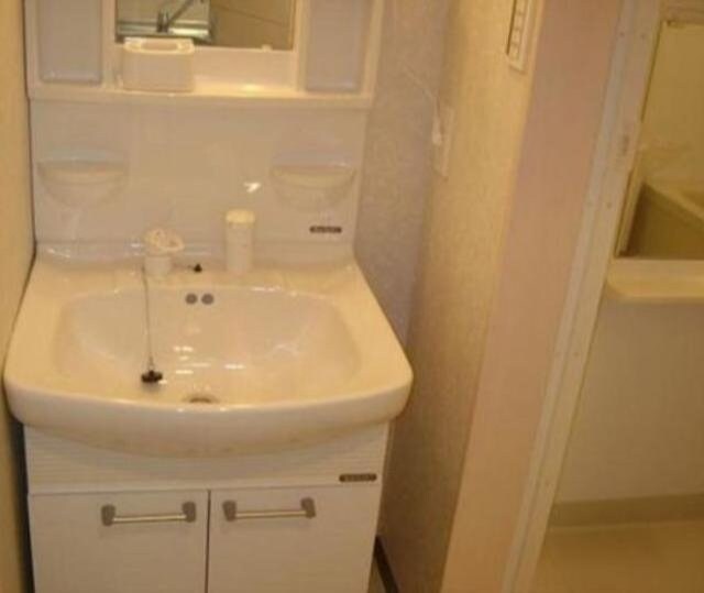 リリックコートヒロオパレスVIの物件内観写真