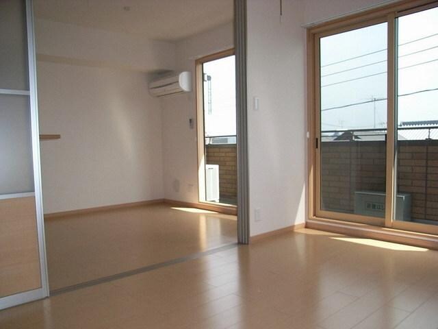 グランドュールの物件内観写真