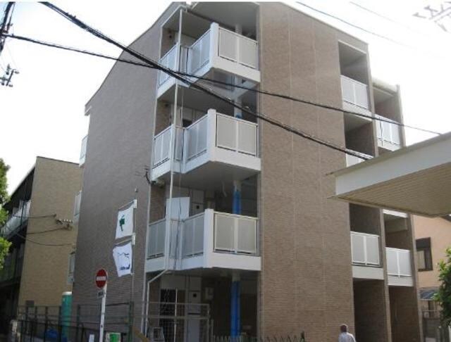 レオパレスメティスの物件外観写真