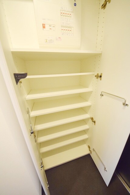 プラウドフラット根津谷中の物件内観写真