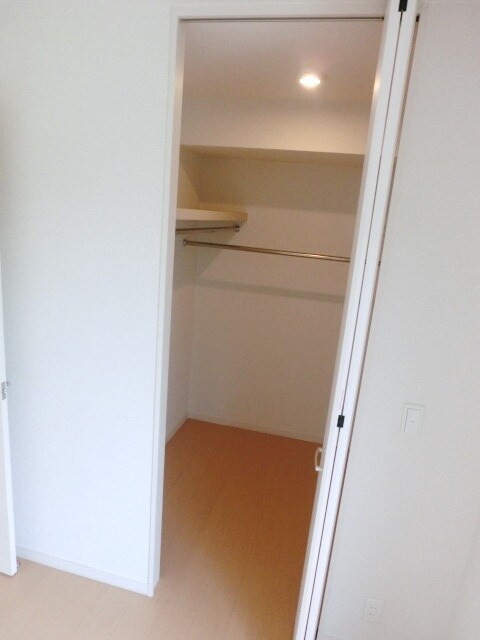 ルミエール ドゥの物件内観写真