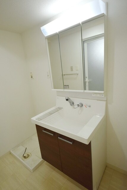 ルクレ足立の物件内観写真