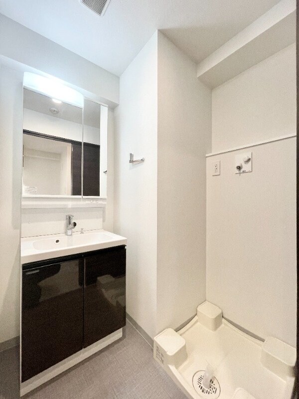 ジェノヴィア上野IIIスカイガーデンの物件内観写真