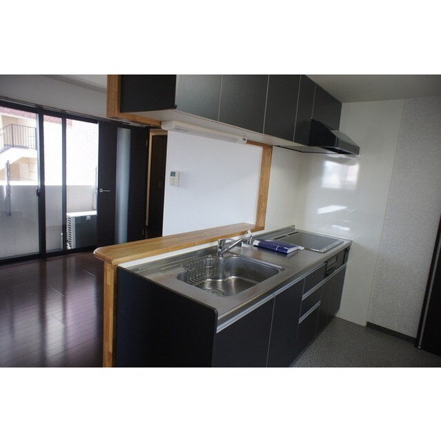 ロイヤル トーリータワーズの物件内観写真