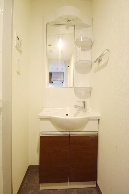 ルブリカントアラカワベースの物件内観写真