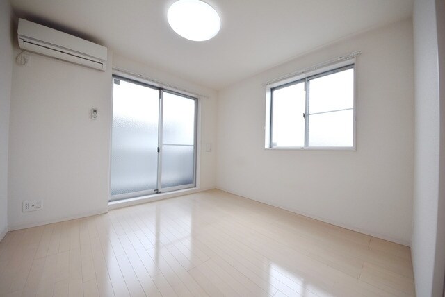 リブリ・ローズガーデンの物件内観写真