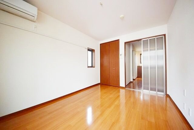 ROYAL WINGの物件内観写真