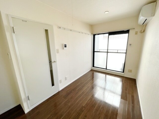 パラダイスマンションの物件内観写真