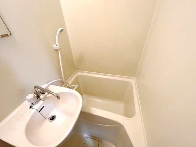 パラダイスマンションの物件内観写真