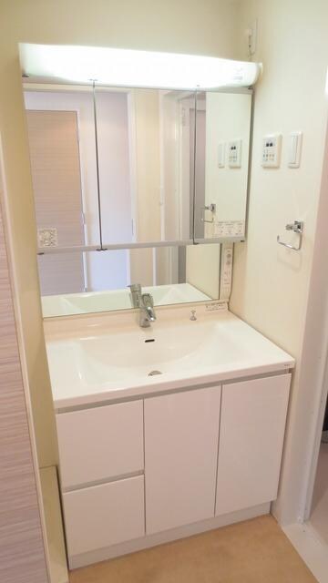 ガーデン板橋氷川町の物件内観写真