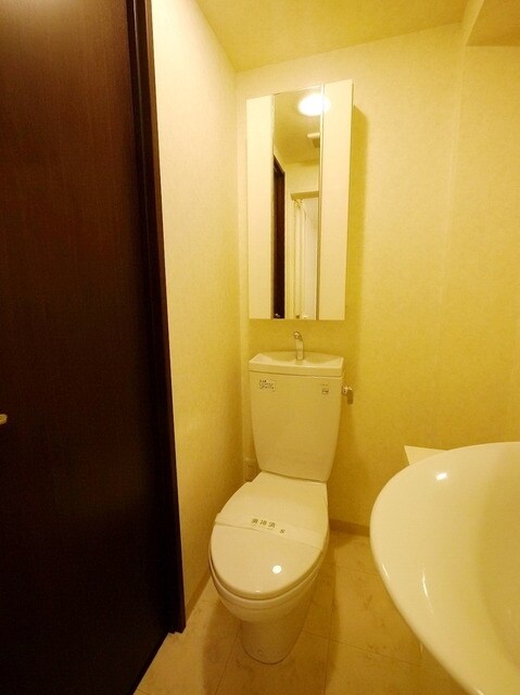 ドゥーエ川口の物件内観写真