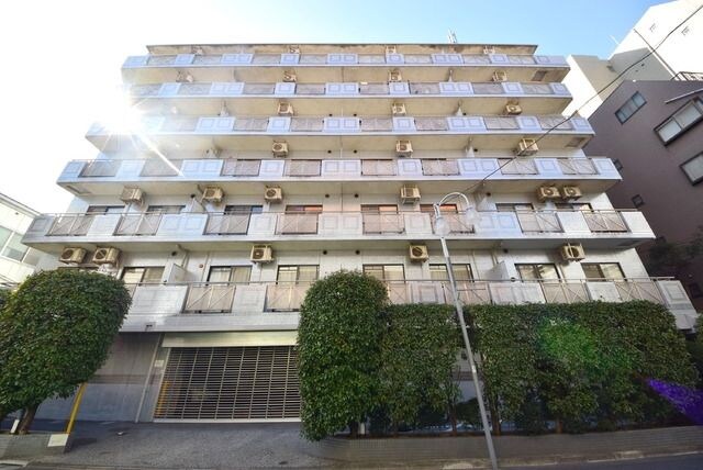 マンション白陽の物件外観写真