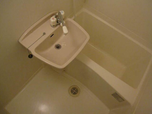 レオパレスESTの物件内観写真