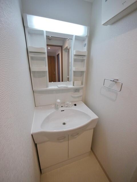 セリーン志村の物件内観写真