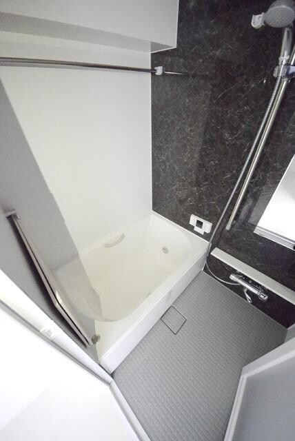 エストゥルース入谷の物件内観写真