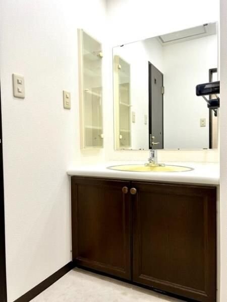 シティハイツ根津の物件内観写真